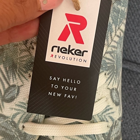 Rieker White and Green Leaf Pattern Sneakers size 38(7-7.5 USA) - Picture 13 of 16